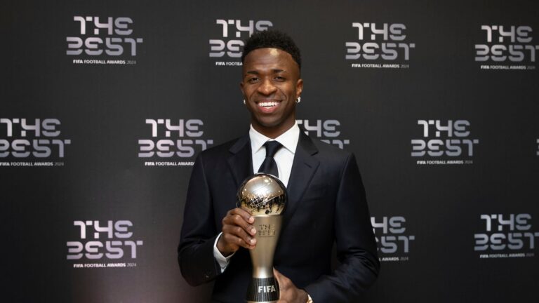 Premio a Vinicius y título a la vista
