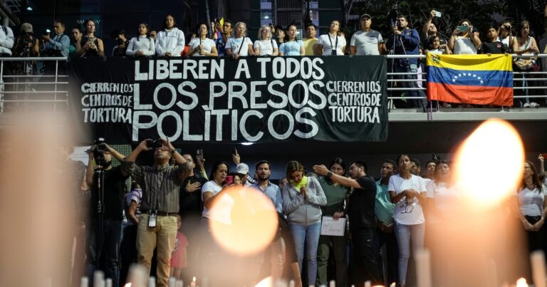 Denuncian que 1.877 presos políticos continúan tras las rejas en Venezuela por oponerse al fraude electoral de Maduro