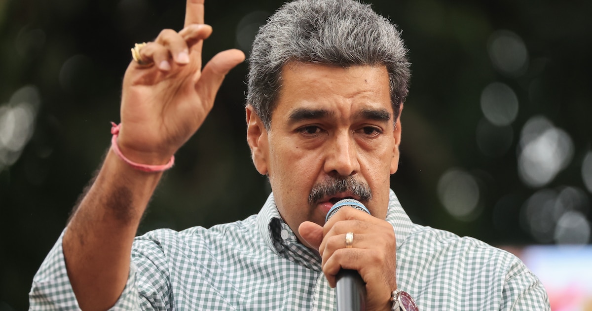 Ante la presión internacional por el fraude electoral, el dictador Maduro anunció una reforma a la Constitución venezolana Ante la presión internacional por el fraude electoral, el dictador Maduro anunció una reforma a la Constitución venezolana