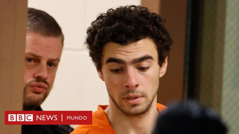 Luigi Mangione | “Un acto de terrorismo”: acusan formalmente al joven de 26 años por el asesinato del jefe de la mayor aseguradora de salud de EE.UU.