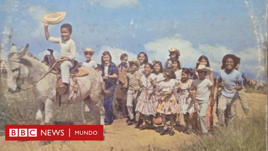 Mi Burrito Sabanero: la historia del niño venezolano que popularizó el villancico y no recibió “ni un bolívar partido por la mitad” Mi Burrito Sabanero: la historia del niño venezolano que popularizó el villancico y no recibió “ni un bolívar partido por la mitad”