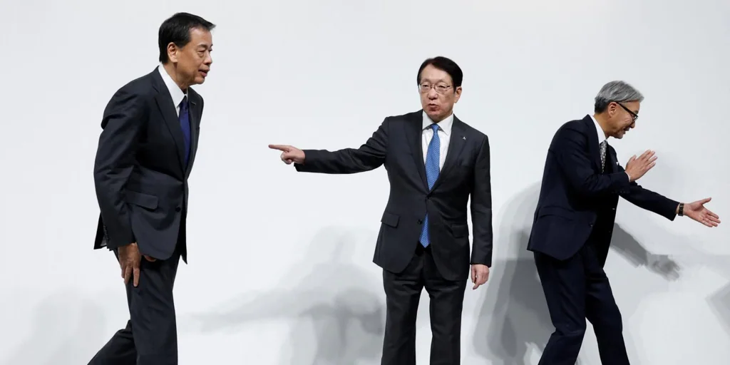 Mitsubishi quiere sumarse a la fusión de Nissan y Honda Mitsubishi quiere sumarse a la fusión de Nissan y Honda