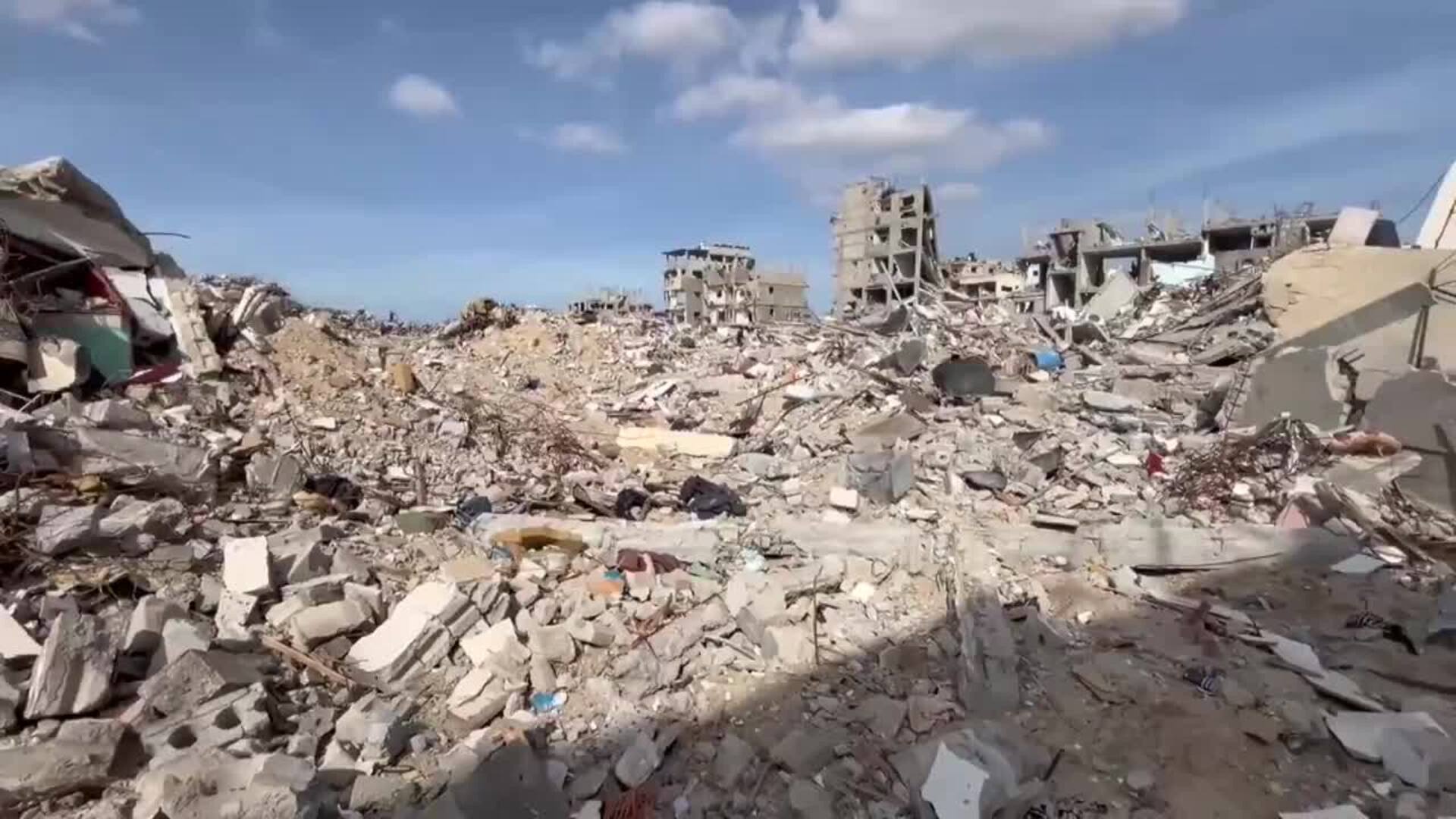 Palestinos vuelven a Rafah tras la tregua de Israel y Hamás Palestinos vuelven a Rafah tras la tregua de Israel y Hamás