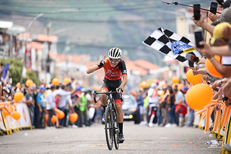 Suspenso total en recta final del Giro Andino – Diario La Nación Suspenso total en recta final del Giro Andino – Diario La Nación