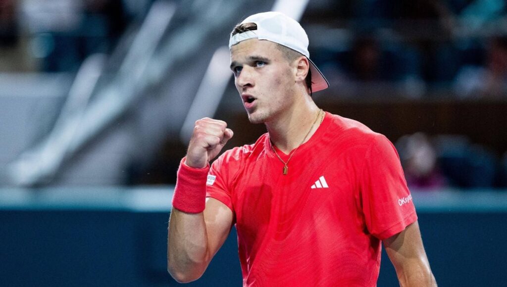 Mensik y Sabalenka se hacen de oro en Miami con este premio Mensik y Sabalenka se hacen de oro en Miami con este premio