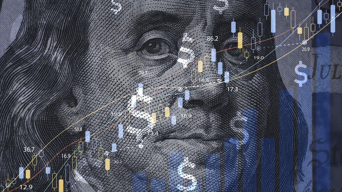 El dólar blue subió por tercera semana consecutiva y cerró en los .300 El dólar blue subió por tercera semana consecutiva y cerró en los .300