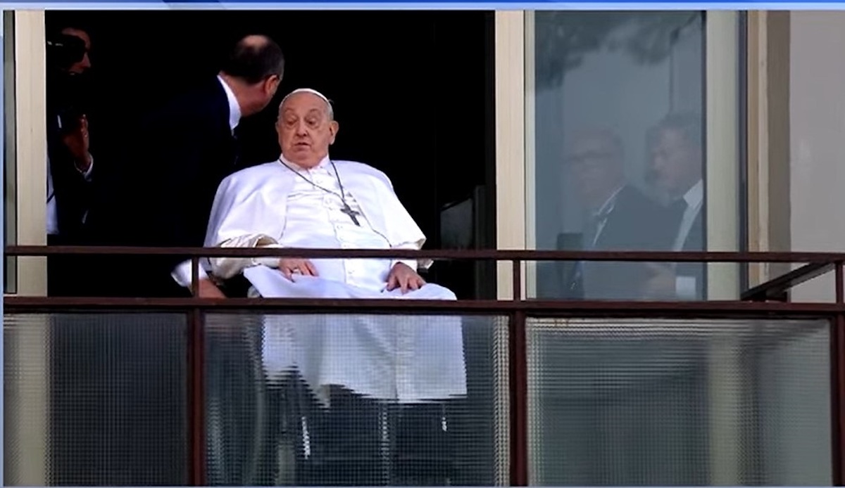 El papa Francisco recibe el alta tras 37 días en el Hospital Gemelli El papa Francisco recibe el alta tras 37 días en el Hospital Gemelli