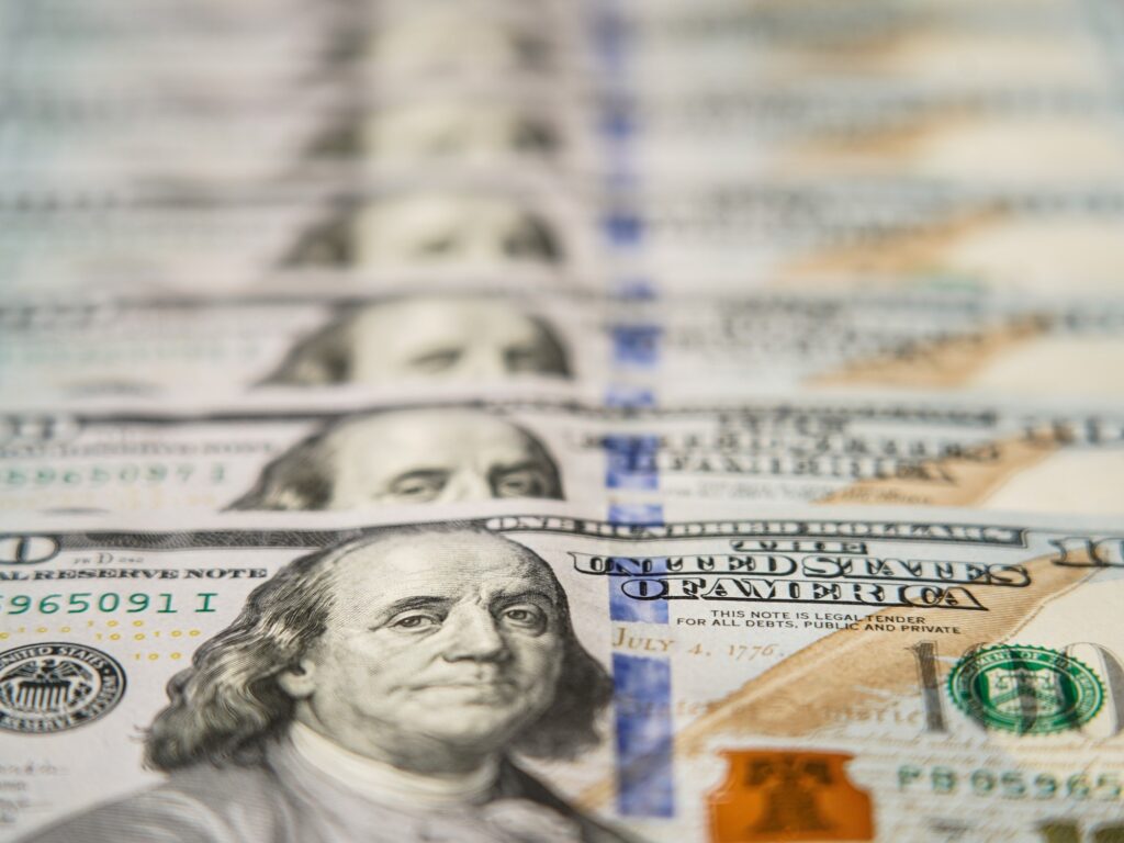 Dólar hoy y dólar blue, EN VIVO: a cuánto cotiza el oficial y cuál es el precio del paralelo este martes 24 de junio, minuto a minuto