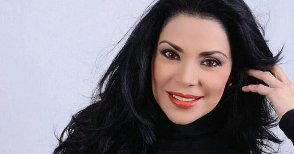 De Miss Mundo a ícono de la televisión De Miss Mundo a ícono de la televisión