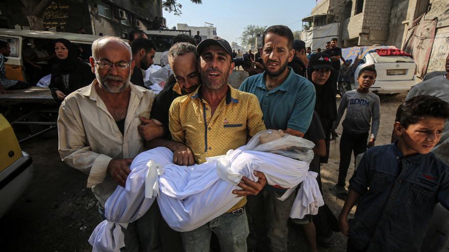 Israel mata a 50 palestinos, varios de ellos mientras aguardaban el reparto de comida Israel mata a 50 palestinos, varios de ellos mientras aguardaban el reparto de comida
