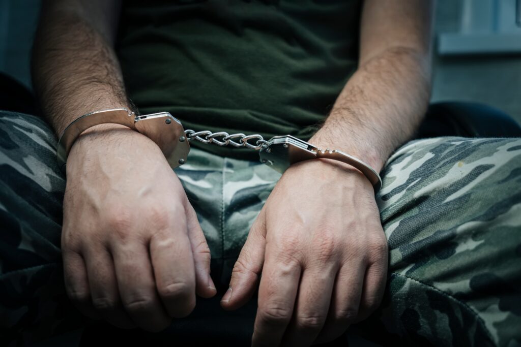 Detuvieron a un hombre acusado de quemar a su hija de 8 años con una cucharilla caliente Detuvieron a un hombre acusado de quemar a su hija de 8 años con una cucharilla caliente