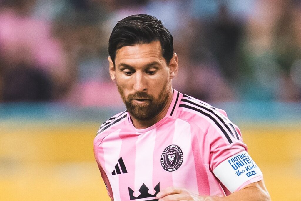 la fulminante crítica de una leyenda tras el papelón ante el PSG la fulminante crítica de una leyenda tras el papelón ante el PSG