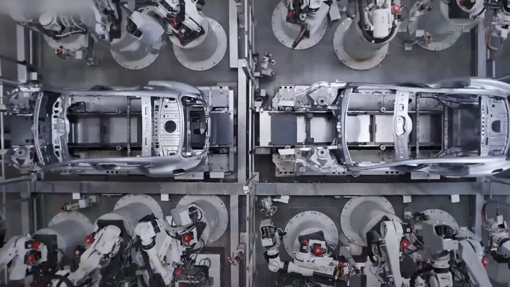 Tesla y todo Occidente en vilo Tesla y todo Occidente en vilo