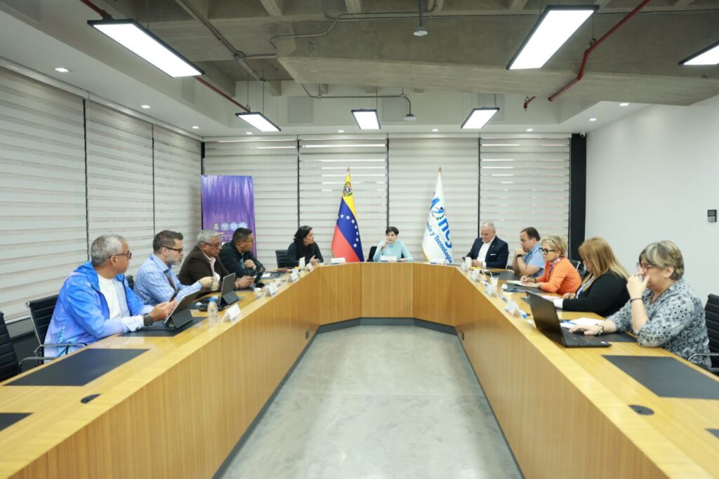 Sistema Nacional de Ingreso garantiza cupo universitario a jóvenes bachilleres Sistema Nacional de Ingreso garantiza cupo universitario a jóvenes bachilleres