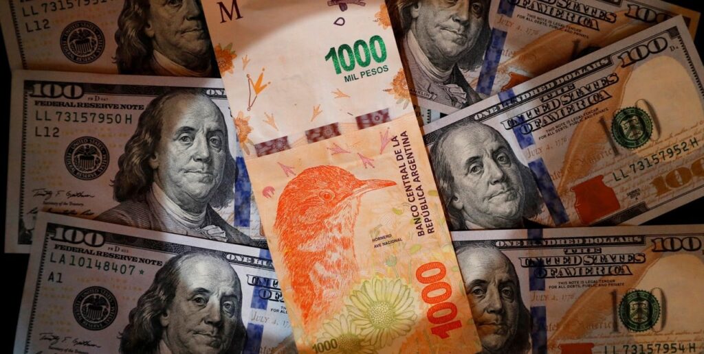Así cerró el dólar en los bancos argentinos este martes 10 de junio Así cerró el dólar en los bancos argentinos este martes 10 de junio