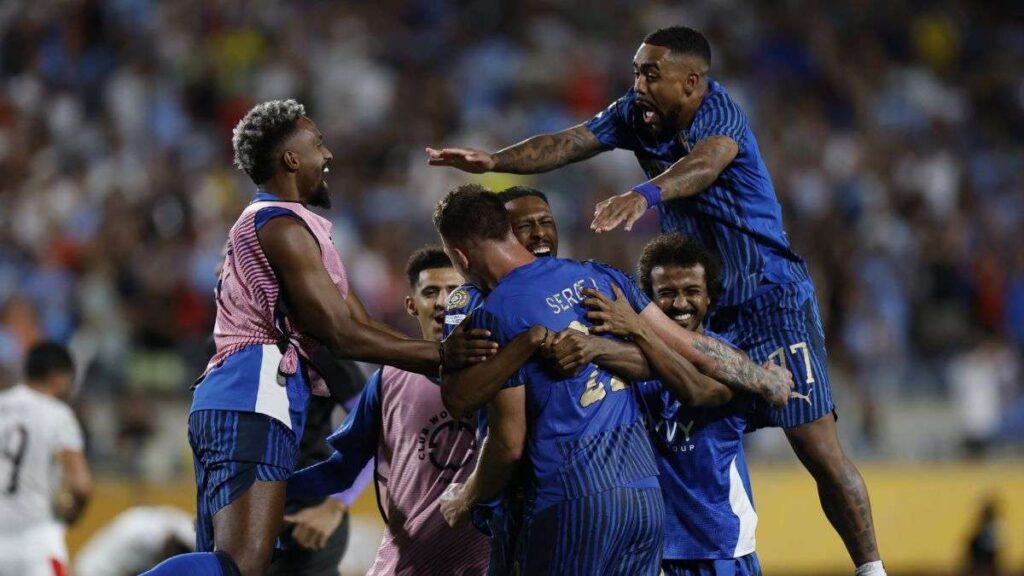 Batacazo doble en el Mundial de Clubes: Al-Hilal y Fluminense tumban al Manchester City y al Inter Batacazo doble en el Mundial de Clubes: Al-Hilal y Fluminense tumban al Manchester City y al Inter